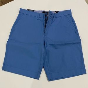 Tommy Hilfiger NWT Shorts 32